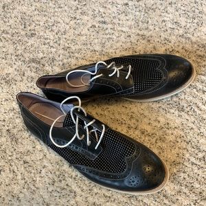 Johnston and Murphy Saddle shoe loafer